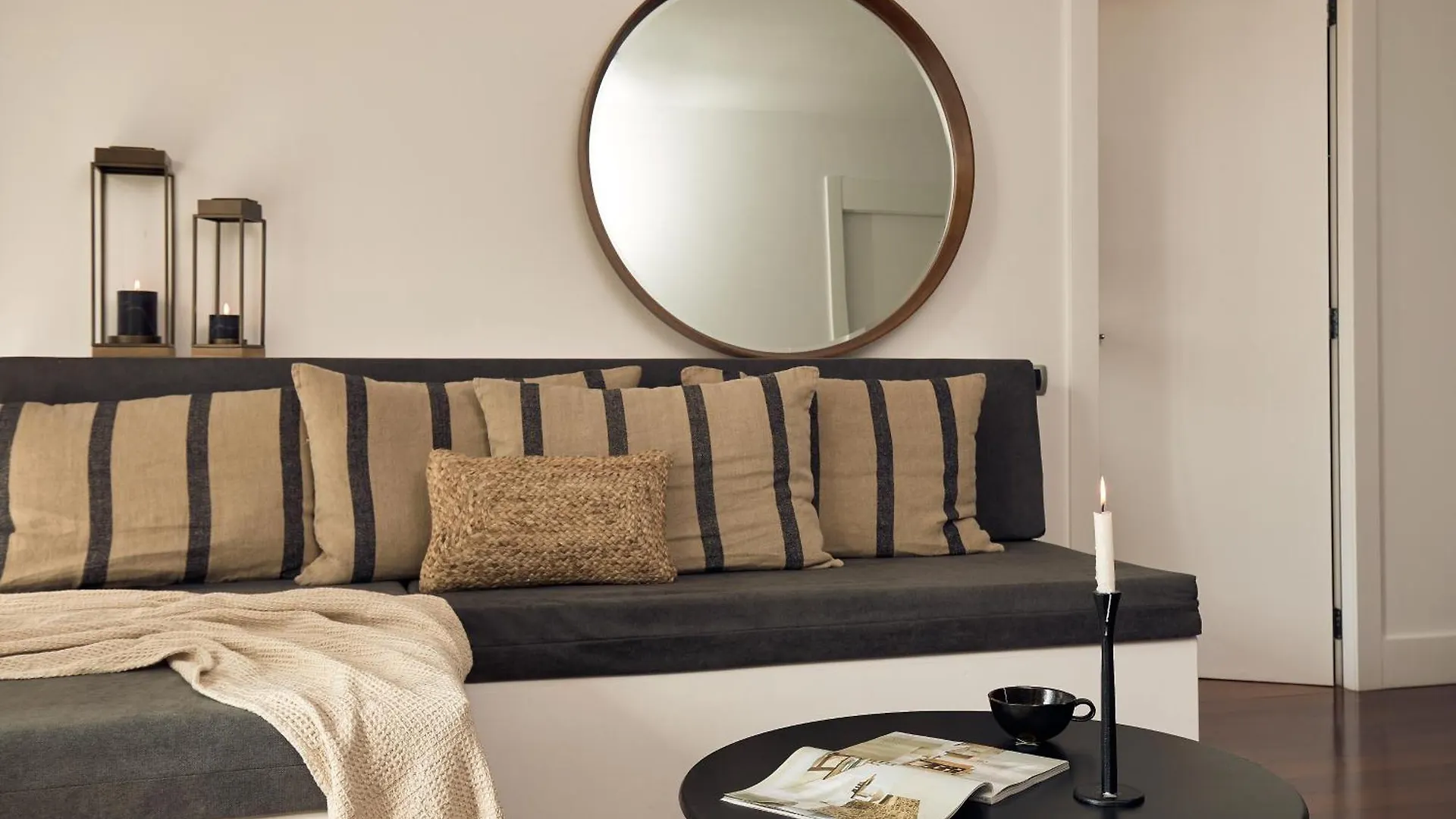 Takla - Two Bedroom Apartment In Diputacion St Барселона
