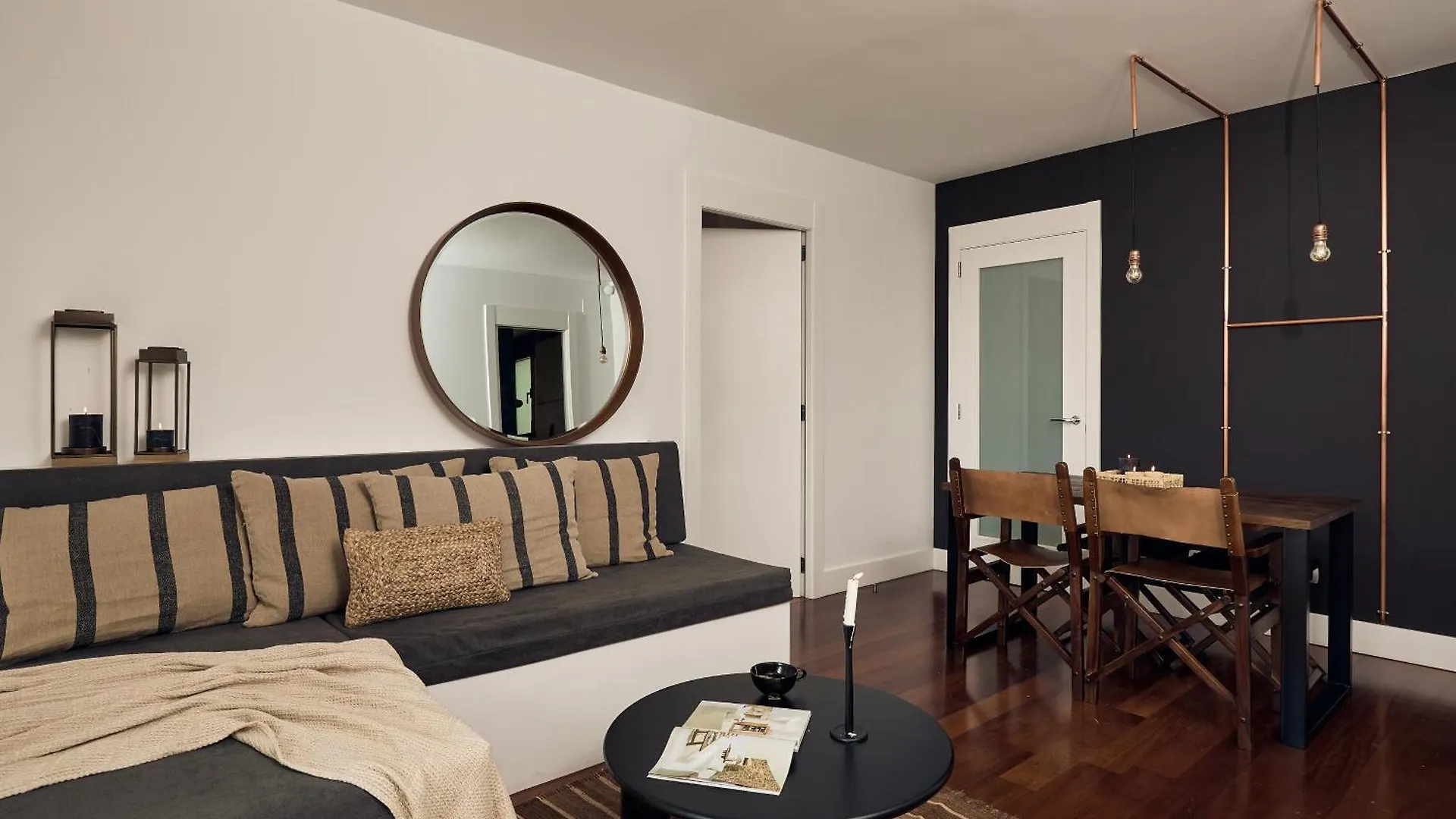 Takla - Two Bedroom Apartment In Diputacion St Барселона