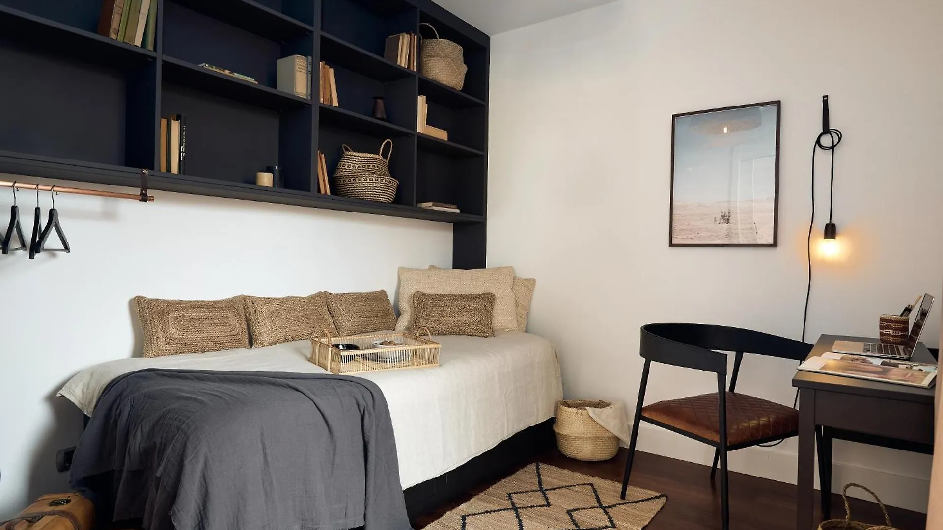 Takla - Two Bedroom Apartment In Diputacion St Барселона Испания